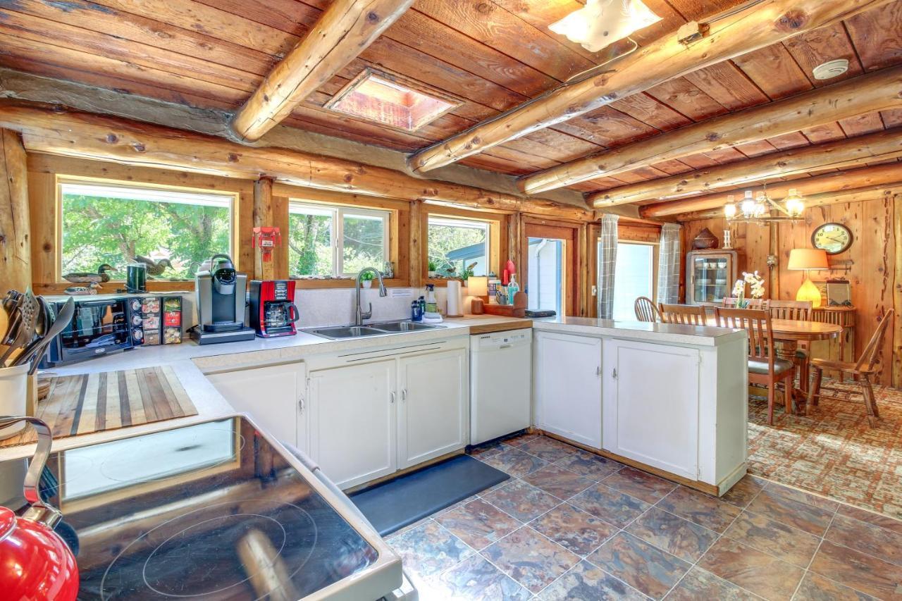 Rustic Bandon Log Cabin On 5 Acres Of Woodlands! المظهر الخارجي الصورة