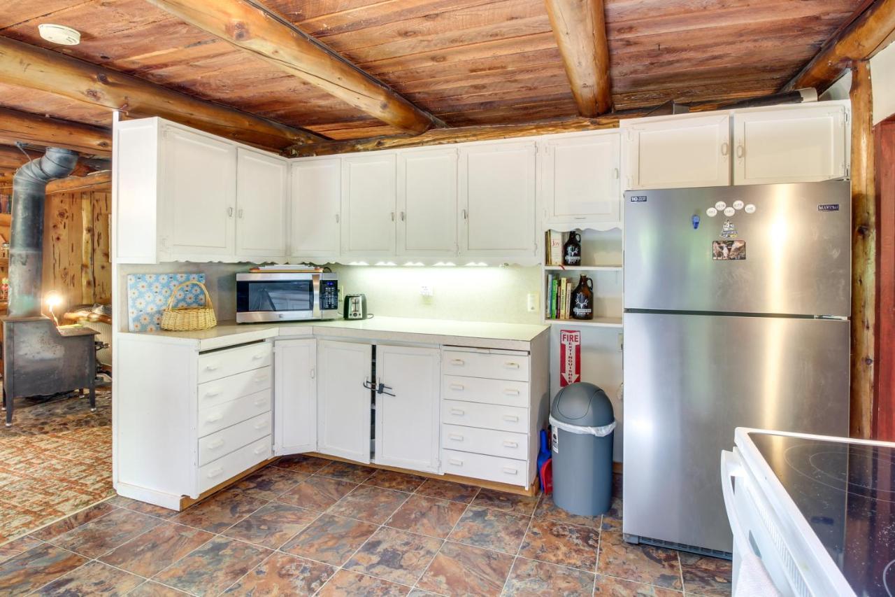 Rustic Bandon Log Cabin On 5 Acres Of Woodlands! المظهر الخارجي الصورة